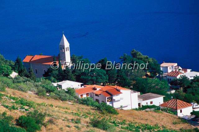 croatie 04.JPG - Eglise au bord de la mer AdriatiqueRégion de Dubrovnik Dalmatie du SudCroatie